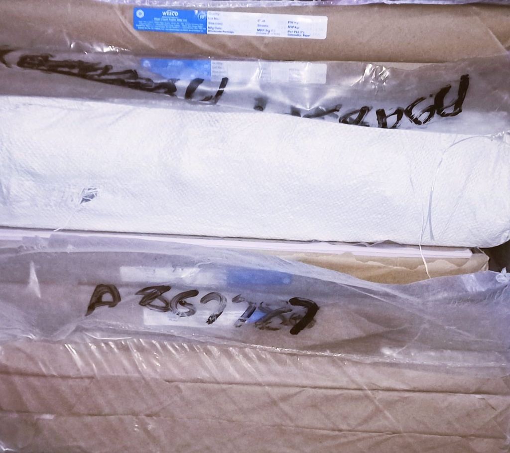 UHB Card 22x28 14.3 Kg 250 Gsm-3