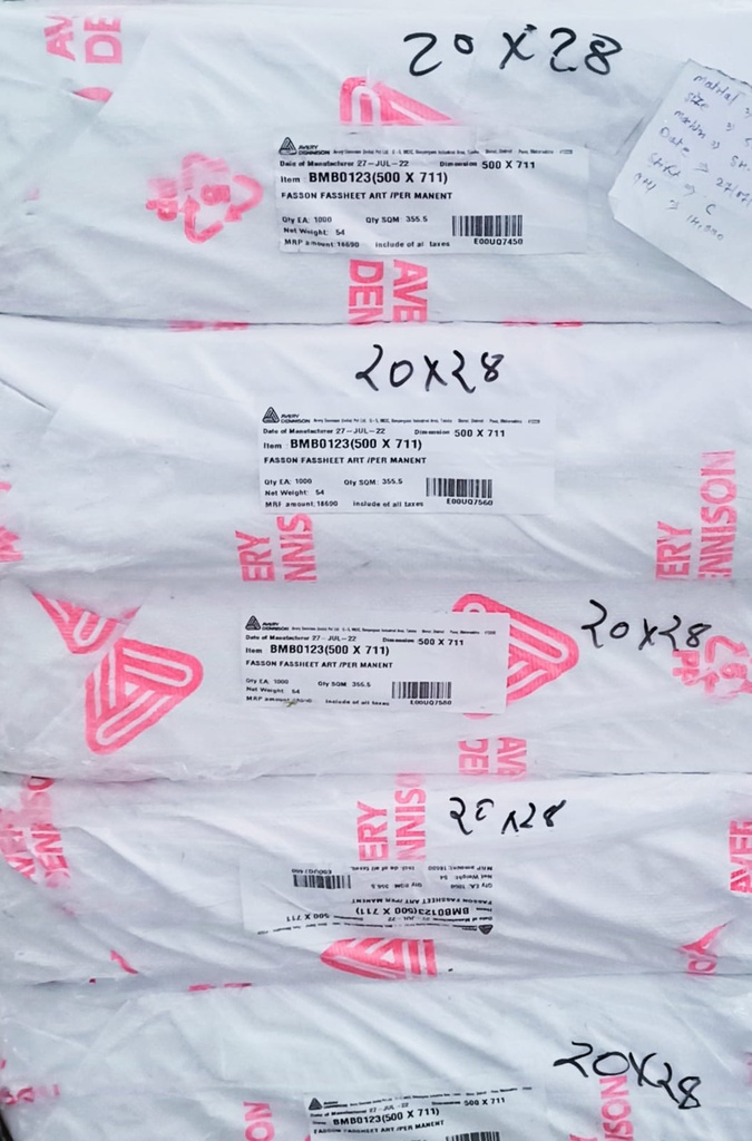 Avery Dennison Sticker 20x28 (50x71.1 Cms)-10