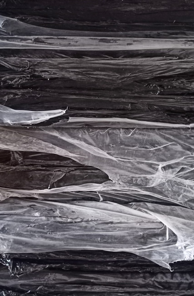 JK Ultima 23x36(58.5x91.5)300 Gsm 16.1 Kg